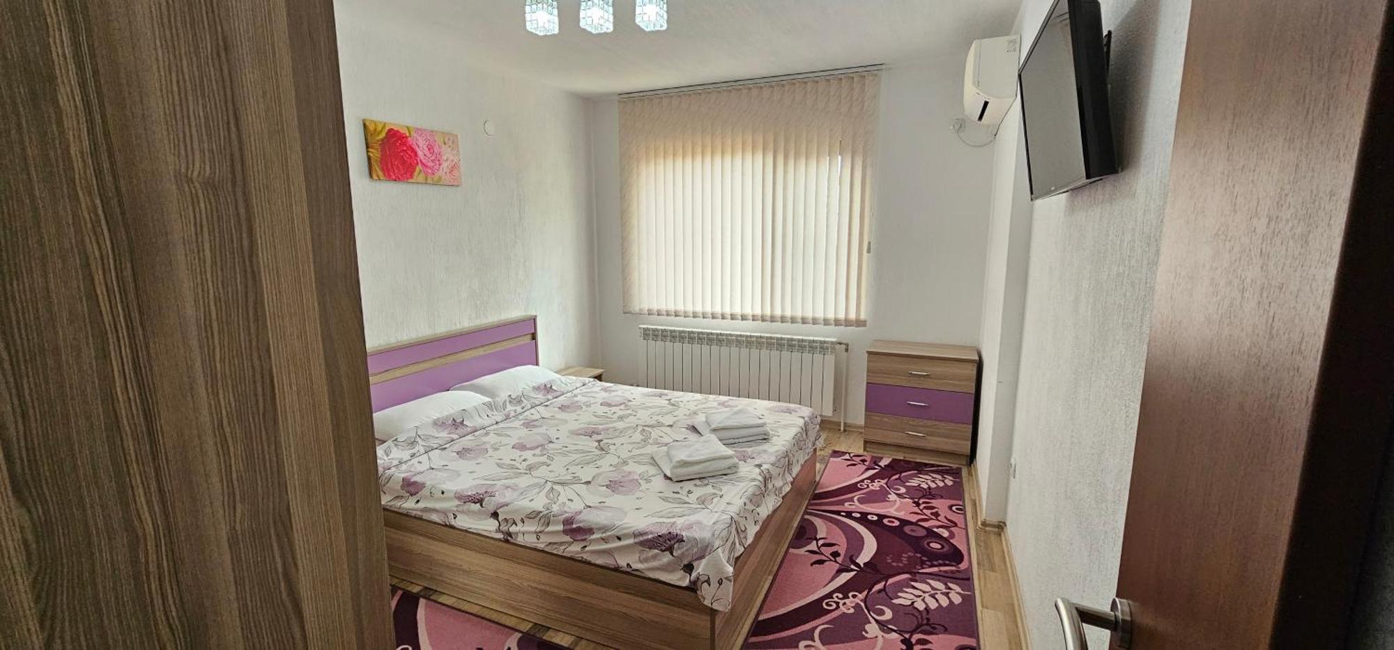 Д И В 1 - D & V 1 Apartment ساندانسكي المظهر الخارجي الصورة